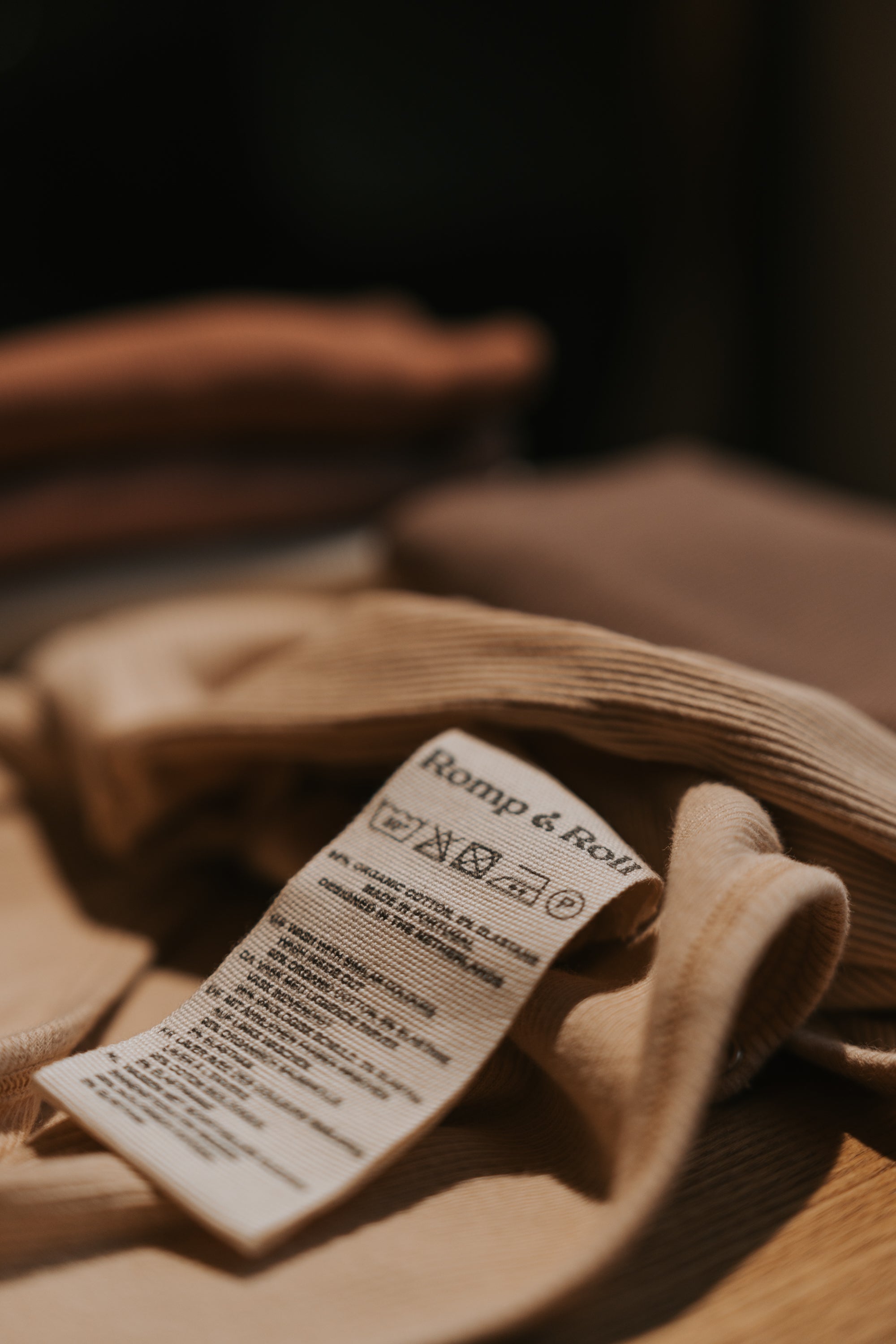 Romp & Roll carelabel